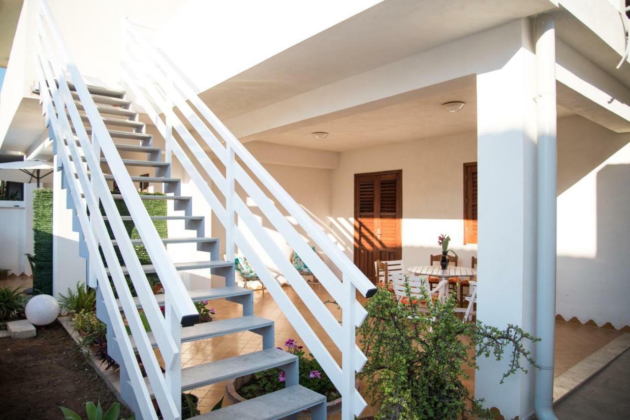 Casa Vacanze Albora Punta Secca Bagian luar foto