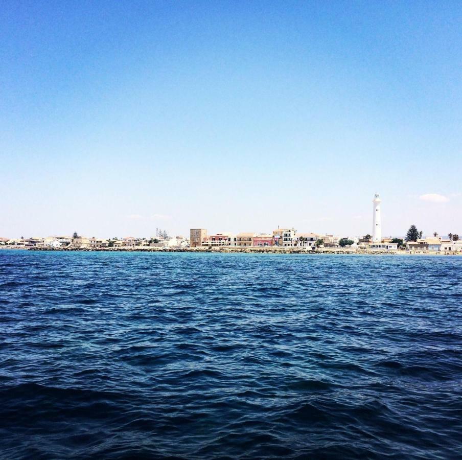 Casa Vacanze Albora Punta Secca Bagian luar foto